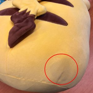 Pikachu Knipoog Squishmallow Pokémon Pluche Knuffel 50 cm (Opruiming)